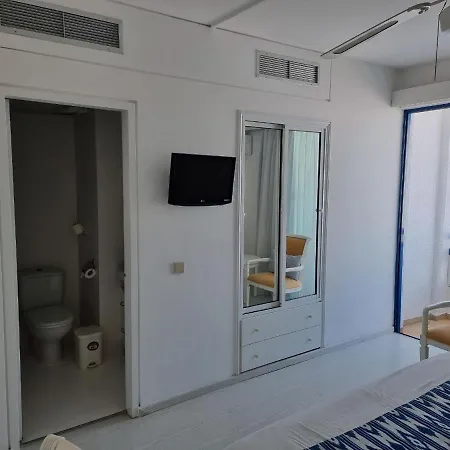 Nereus Hotel